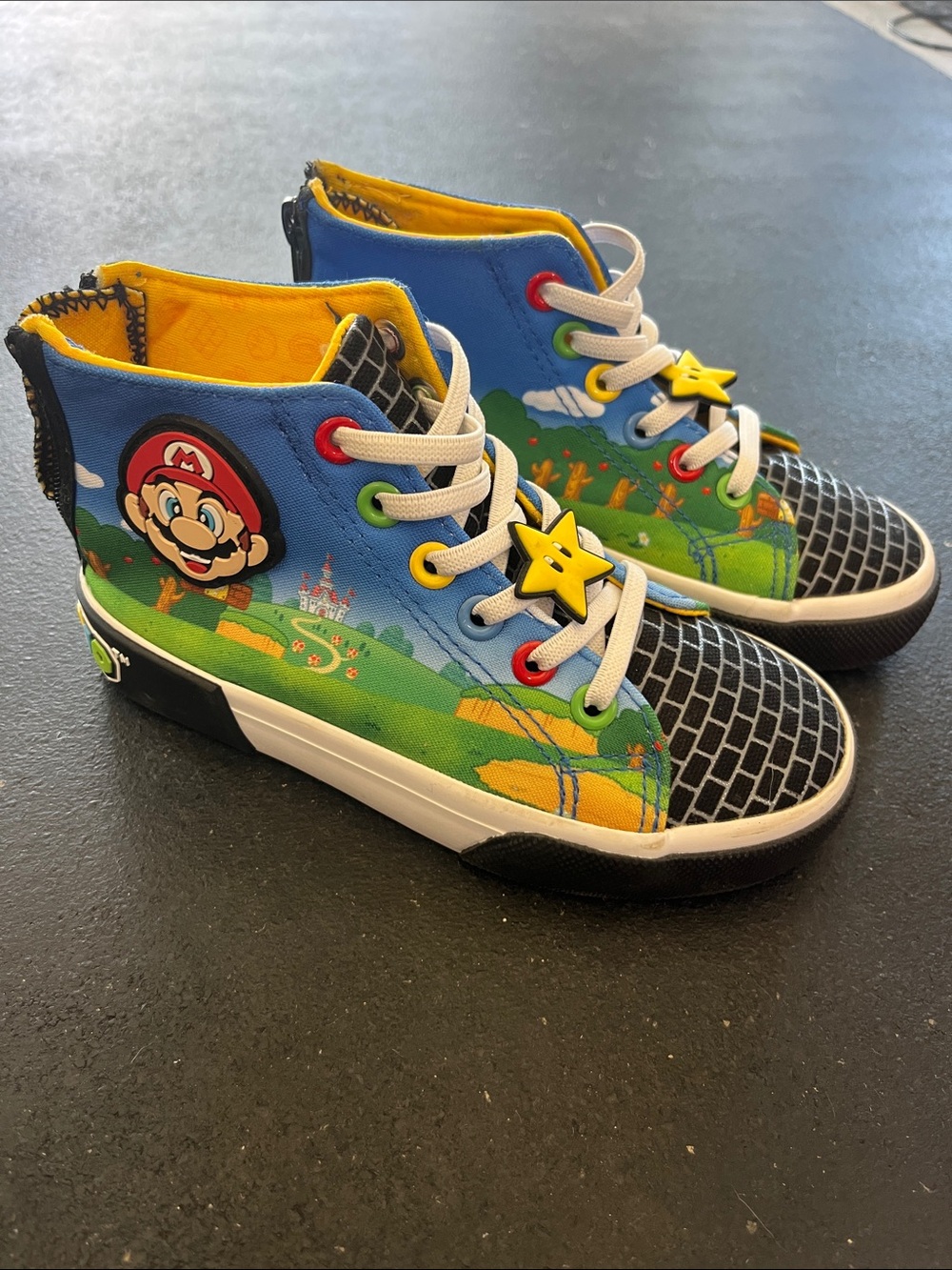 Nintendo Super Mario Kids High-Top Sneakers toddler 12